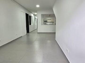 ARRIENDO de CASA COMERCIAL en MedellÃ­n
