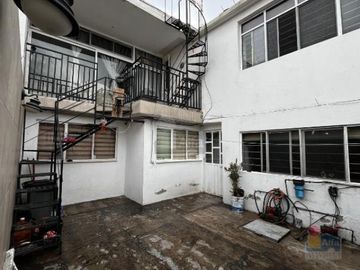 Casa en Venta en Altavilla, Ecatepec | 6 Recámaras | 2 Niveles | Cerca de CDMX