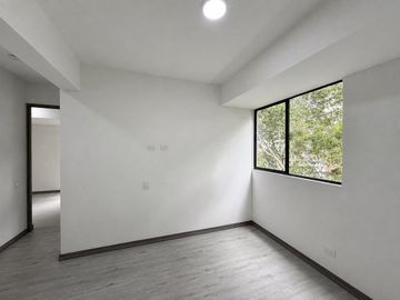 Apartamento En Arriendo, Sector Palmas - Conjunto Primavera Country