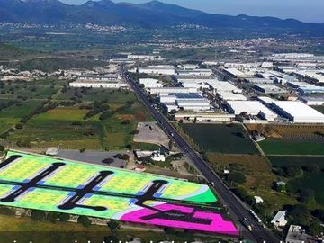 Bodegas desde 326 m2 en preventa frente al parque industrial Queretaro