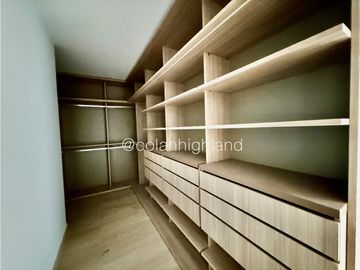 Se Vende Casa Unifamiliar con Vista al Lago en Santa Maria