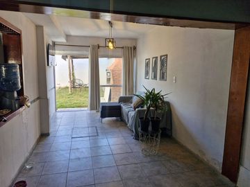 CASA EN VENTA B° SEMIPRIVADO AMANECER DE ORO