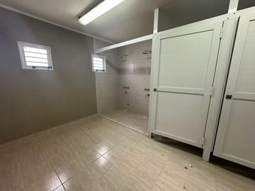 Alquiler galpón exclusivo en PAER Rafael