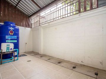 Block of 10 Chiang Mai City Townhouses for sale at Wat Ket