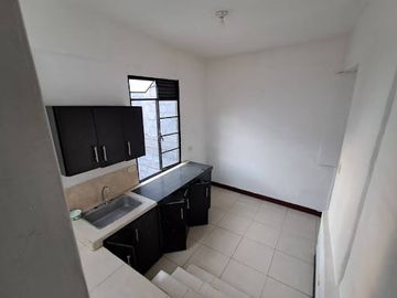ARRIENDO de LOCALES en PEREIRA