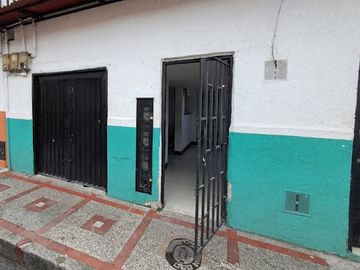 ARRIENDO de LOCALES en PEREIRA