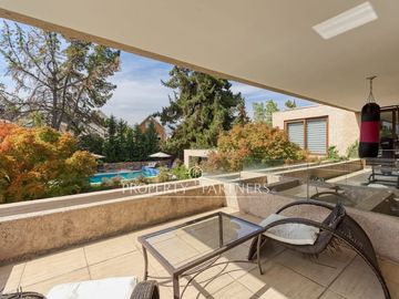 Mediterránea, precioso Jardin Arbolado, Los Nogales