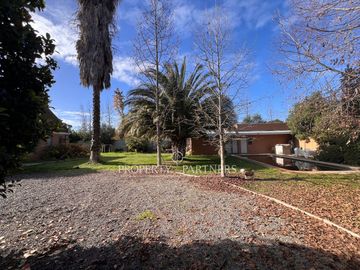 Gran casa en exclusivo loteo