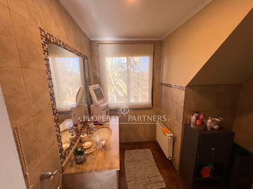 Gran casa en exclusivo loteo