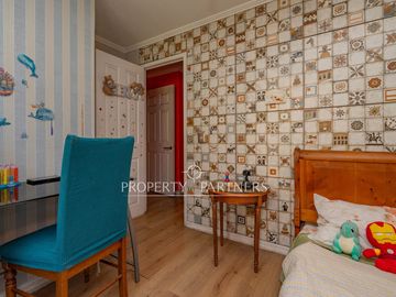 Oportunidad! Casa rebajada con un gran patio en Cumbres de la Viña!
