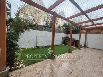 Hermosa y Acogedora Casa en Venta en Condominio