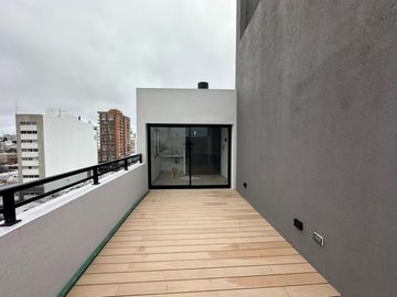 Departamento semipiso al frente