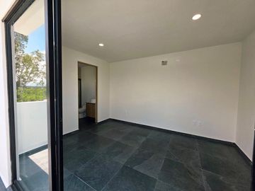 CASA  EN VENTA, EN CORREGIDORA , QUERETARO