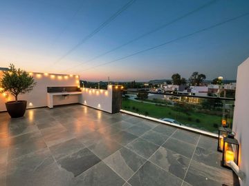 CASA  EN VENTA, EN CORREGIDORA , QUERETARO