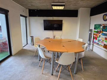 Oficina 155m2 acondicionada con baños en la Roma