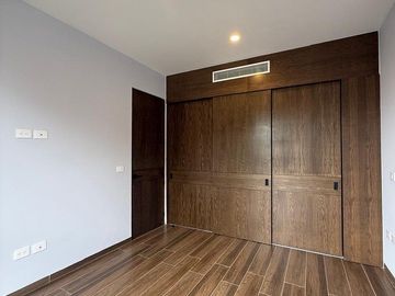 Departamento en Venta en Puerta Colomos, Providencia | Tipo A