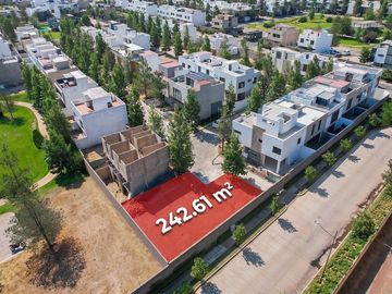 Terreno en Venta en Solares, Zapopan dentro de Coto en  Privanza