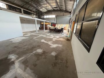 Alquiler Local Comercial Ideal Concesionario -  Automotor  - Moron
