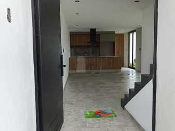 Casa en Venta en Fraccionamiento Privado en San Luis Potosi