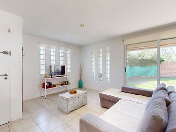 CASA EN VENTA GORINA 3 DORMITORIOS CON PARQUE