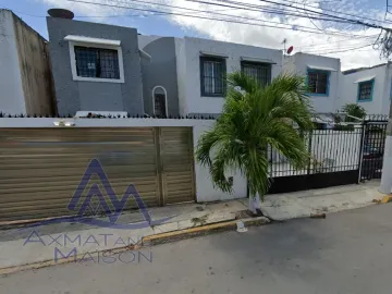 Casa en venta en Supermanzana 512, Benito Juárez, Quintana Roo