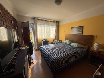Casa en venta  en LA REINA