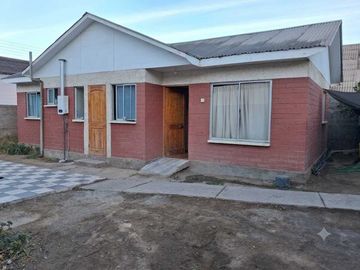 Casa en venta  en VICUÑA