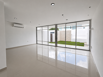 CASA EN VENTA EN ALTABRISA RESIDENCIAL