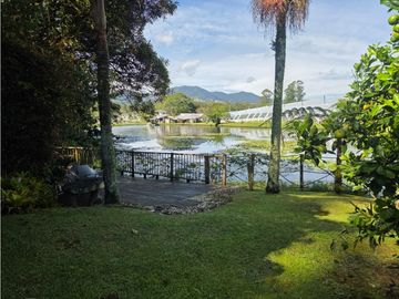 CASA CAMPESTRE EN VENTA EN EL MUNICIPIO DE LA CEJA.