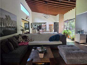 CASA CAMPESTRE EN VENTA EN EL MUNICIPIO DE LA CEJA.