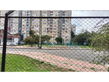 Se vende apartamento en conjunto La Armonia, Bogota.