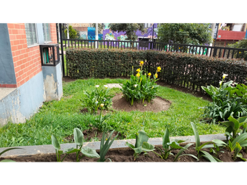 Se vende apartamento en conjunto La Armonia, Bogota.