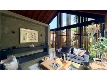 Venta casa moderna Envigado Alto las Palmas unidad cerrada