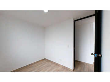 Se vende apartamento en Oporto Club, Bogota.
