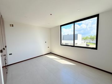 Residencia de Lujo con Alberca y Doble Altura en privada premium, Temozón Norte