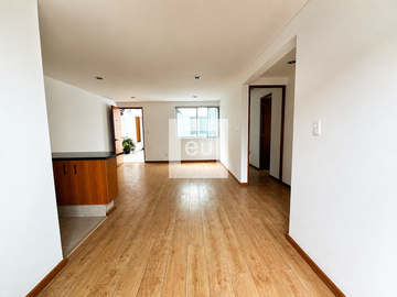 Departamento con roof garden privado en renta en Roma Norte