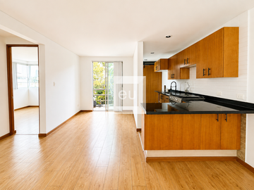 Departamento con roof garden privado en renta en Roma Norte