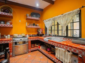 Casa en Venta en San Martín de las Flores, Tlaquepaque