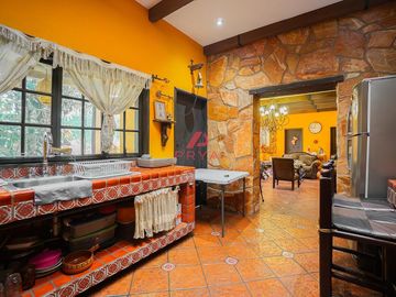 Casa en Venta en San Martín de las Flores, Tlaquepaque