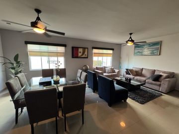 Casa en VENTA Cumbres Elite 8vo sector - arriba de Leones, Monterrey