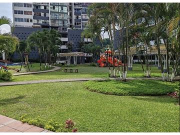 VENDO APARTAMENTO CENTRAL PARK TRANSISTMICA 12 DE OCTUBRE