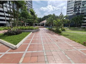 VENDO APARTAMENTO CENTRAL PARK TRANSISTMICA 12 DE OCTUBRE