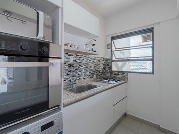 VENTA CENTRO- DEPARTAMENTO 3 AMBIENTES CON BALCON