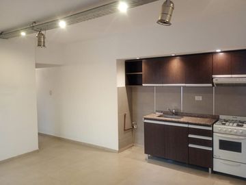 Venta PH 3 amb al frente con patio Villa Luzuriaga