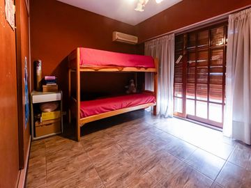 Casa en venta V. Pueyrredòn-patio-parrilla-garage