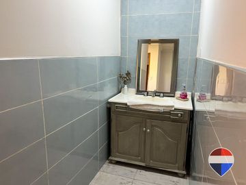 CASA 5 AMBIENTES VENTA CHACRAS DE LA TRINIDAD