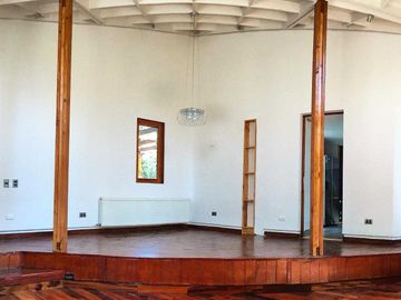 Casa en venta  en LA REINA