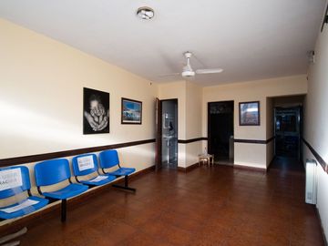 CASA EN VENTA 4 DORMITORIOS ZONA SUR