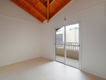 Casa-PH 5 amb + Playroom +Escri OPORT REFORMADA