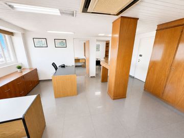 EXCELENTE OFICINA 114 M2 VENTA PISO 16  CABA
